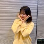 Kim Ji-won Instagram - 오늘 브이라이브 함께 해주셔서 감사합니다. 엄-청 긴장하고 떨렸지만 그만큼 행복한 시간이었습니다. 다음에 또 만나요🥰👋