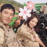 Kim Ji-won Instagram - #태양의후예 30%돌파입니다! 많은 사랑 감사드립니다.❤️💕 With #감독님초상권보호 #안보현 오빠 #콜사인피콜로 @bohyunahn