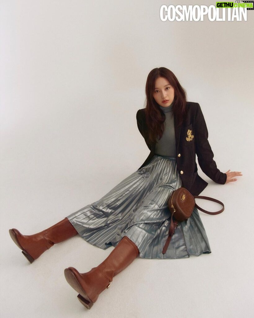 Kim Ji-won Instagram - @cosmopolitankorea