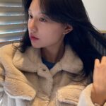 Kim Ji-won Instagram - 올 한 해도 고생 많으셨습니다. 2022년을 잘 마무리하는 행복한 하루 되시기를 바랍니다. 🌟