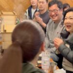 Kim Jung-eun Instagram - 생일날, 사랑하는 내 드라마를 찍으며 하루를 보내는것도 의미있겠다 싶었어요☺️근데 살면서 아마도 가장 축하를 많이 받았던, 잊지못할 생일이었습니다🥹좀 늦었지만 모두에게,정말 감사하고 진심으로 행복했던 하루였다고 꼭 얘기해주고 싶었어요!!고맙고 사랑하고 수고하셨습니다