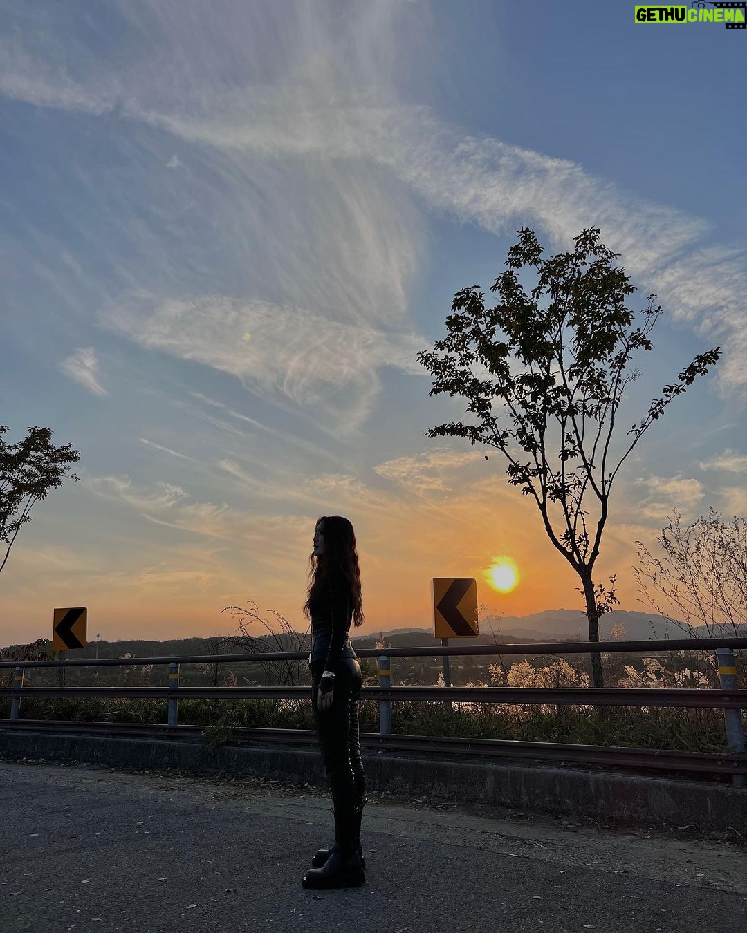 Kim Jung-eun Instagram - 3회만에 시청률 8%,8.9%!!!여러분 정말 감사드립니다🥹🥰😘오늘밤 10:30 4회에서 만납시다🙏I appreciate it💗#힘쎈여자강남순#I’m 황금주😎