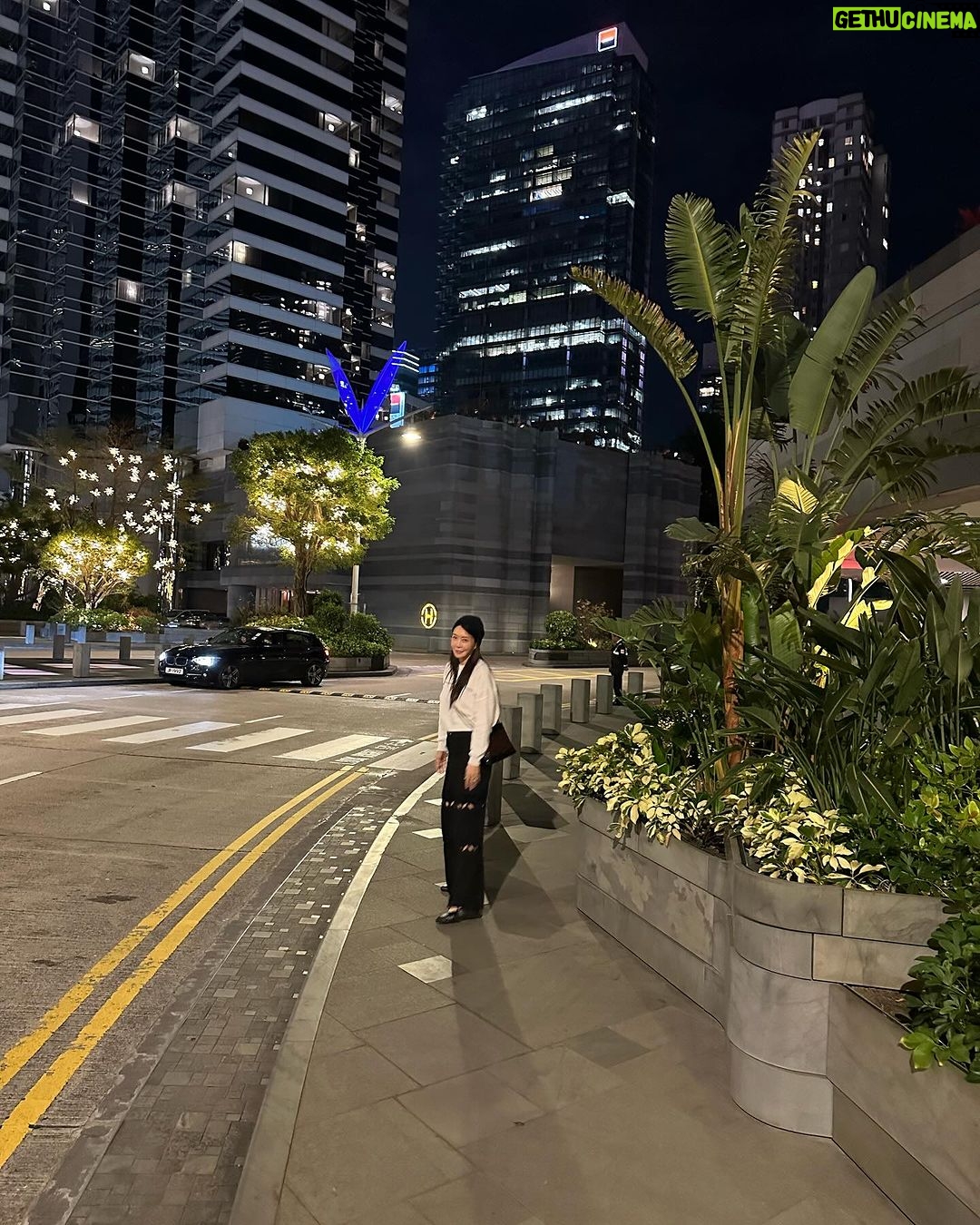 Kim Jung-eun Instagram - 어제까지 HK! 지금은 서울!💋세상을 바꾸는 시간 15분💗에 나갑니다! 신청하셔도 됩니다욧🤭 Hong Kong