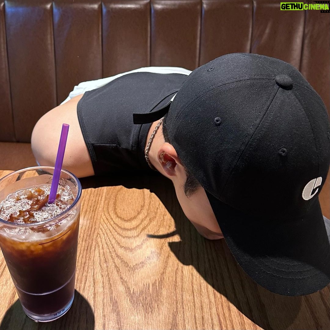 Mingyu - 3.3 Million Likes -