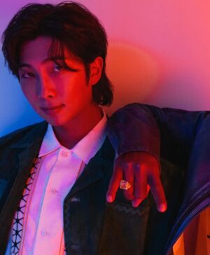 Kim Nam-joon Instagram - Musicians on Musicians -
with @pharrell on @rollingstone