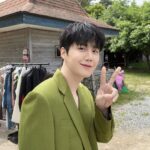 Kim Seon-ho Instagram - 🌿🪵🪨🌸