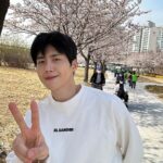 Kim Seon-ho Instagram – 봄 [: