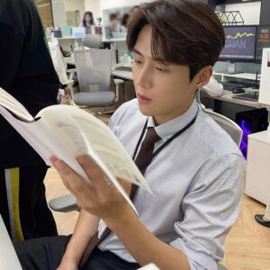 Kim Seon-ho Instagram - #갯차 9시 두식아아아아아아 😭