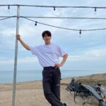Kim Seon-ho Instagram – #갯마을차차차 
오늘도 본방사수 9시 ◡̈