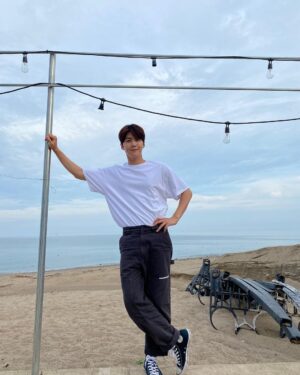 Kim Seon-ho Instagram - #갯마을차차차 
오늘도 본방사수 9시 ◡̈