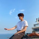 Kim Seon-ho Instagram – 오늘도 #갯차 9시 !!! ◡̈
