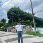 Kim Seon-ho Instagram - 더위 조심 ◡̈