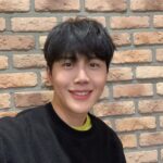 Kim Seon-ho Instagram – 오랜만에 셀카 ◡̈
저의 퍼스널컬러는 가을 웜톤이래요😄