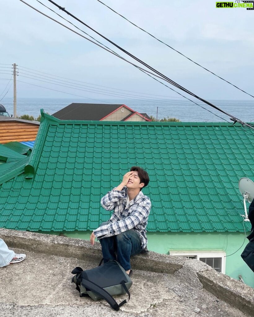 Kim Seon-ho Instagram - #갯마을차차차 첫 방송! 오늘 밤 9시 ◡̈ #떨려요
