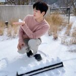Kim Seon-ho Instagram - ☃️ :)