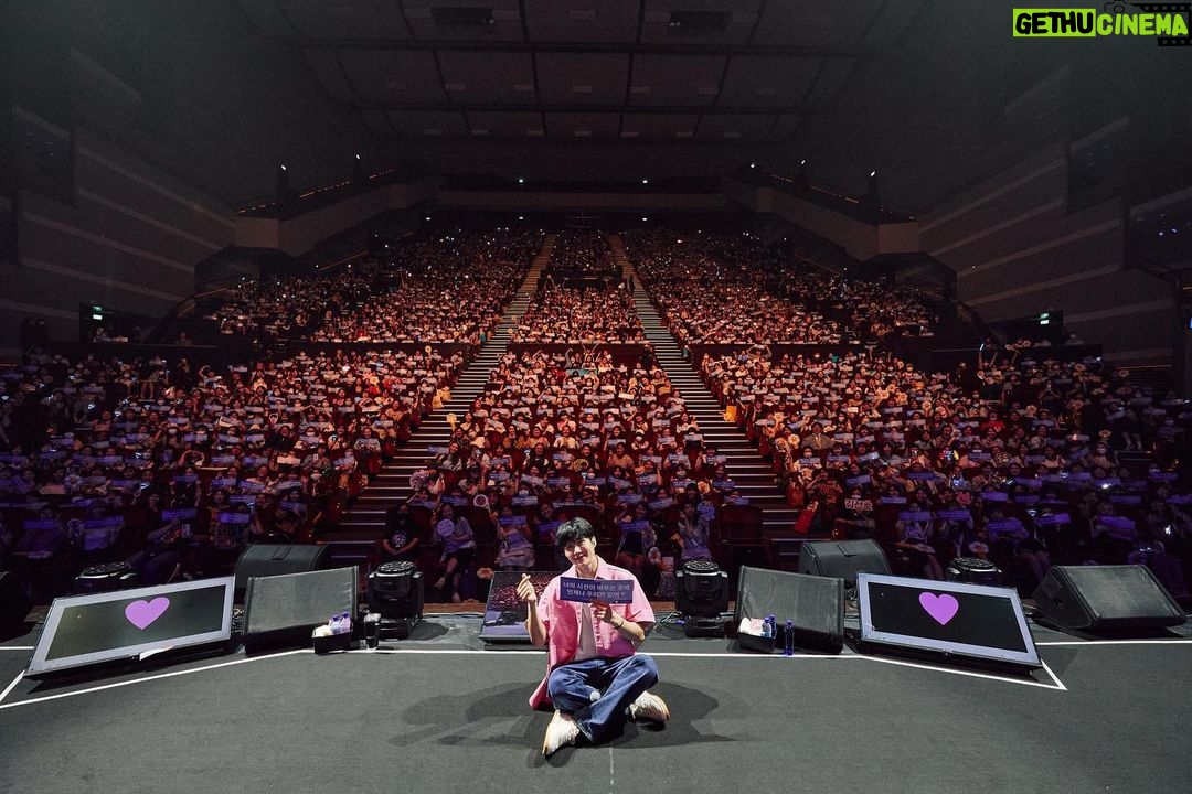 Kim Seon-ho Instagram - 행복했어요 ◡̈ 그리고 노…노래 연습은 좀 더할게요 #Taipei