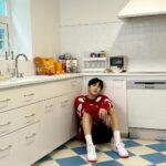 Kim Seon-ho Instagram - 'SEON HO : ON & OFF' ♡ #KimSeonHoSeasonsGreetings