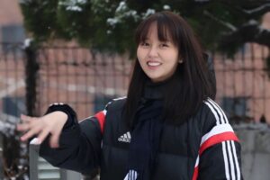 Kim So-hyun Instagram - ☃️ photo by 심정수 실장님❄