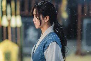Kim So-hyun Instagram - 오늘도 평강🌊