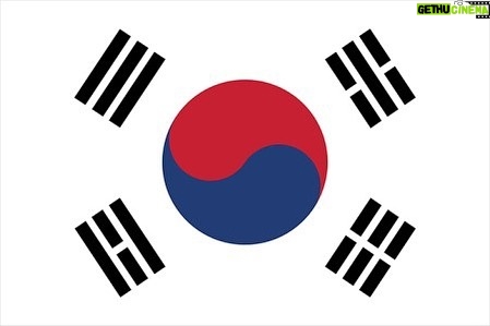 Kim So-hyun Instagram - 대한민국 3.1절 🇰🇷 감사합니다!