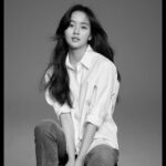 Kim So-hyun Instagram - 새 프로필🖤 #문화창고