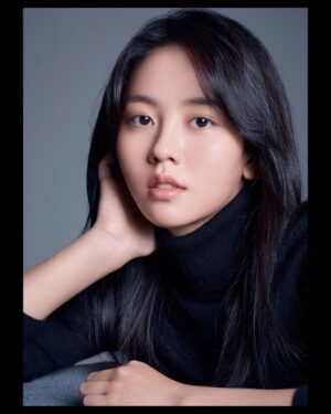 Kim So-hyun Instagram - 📷
저의 22살을 예쁘게 남길 수 있게 해주신 @yyoungbae 감사합니다♥️