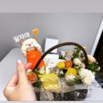 Kim So-hyun Instagram - 달자야.. 유자만큼 상큼한 달자야.. 올해도 달빛처럼 행복하자💛 #한율 #한율유자 #hanyul #감사합니다