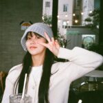Kim So-hyun Instagram - 🌻