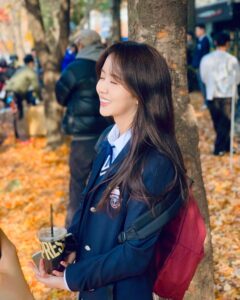 Kim So-hyun Instagram - 좋아하면 울리는💗 #김조조 #LOVEALARM #NETFLIX #netflixkr