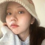 Kim So-hyun Instagram - 날이 많이 풀렸지만 미세먼지 조심!