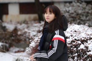 Kim So-hyun Instagram - ☃️ photo by 심정수 실장님❄