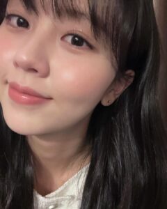 Kim So-hyun Instagram - ♥️🎄Merry Christmas🎄♥️