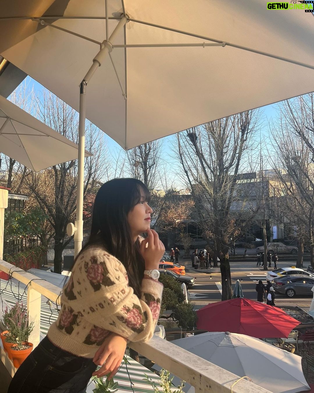 Kim So-hyun Instagram - 🌷 #CHANEL #J12 #CHANELWatches #Ad