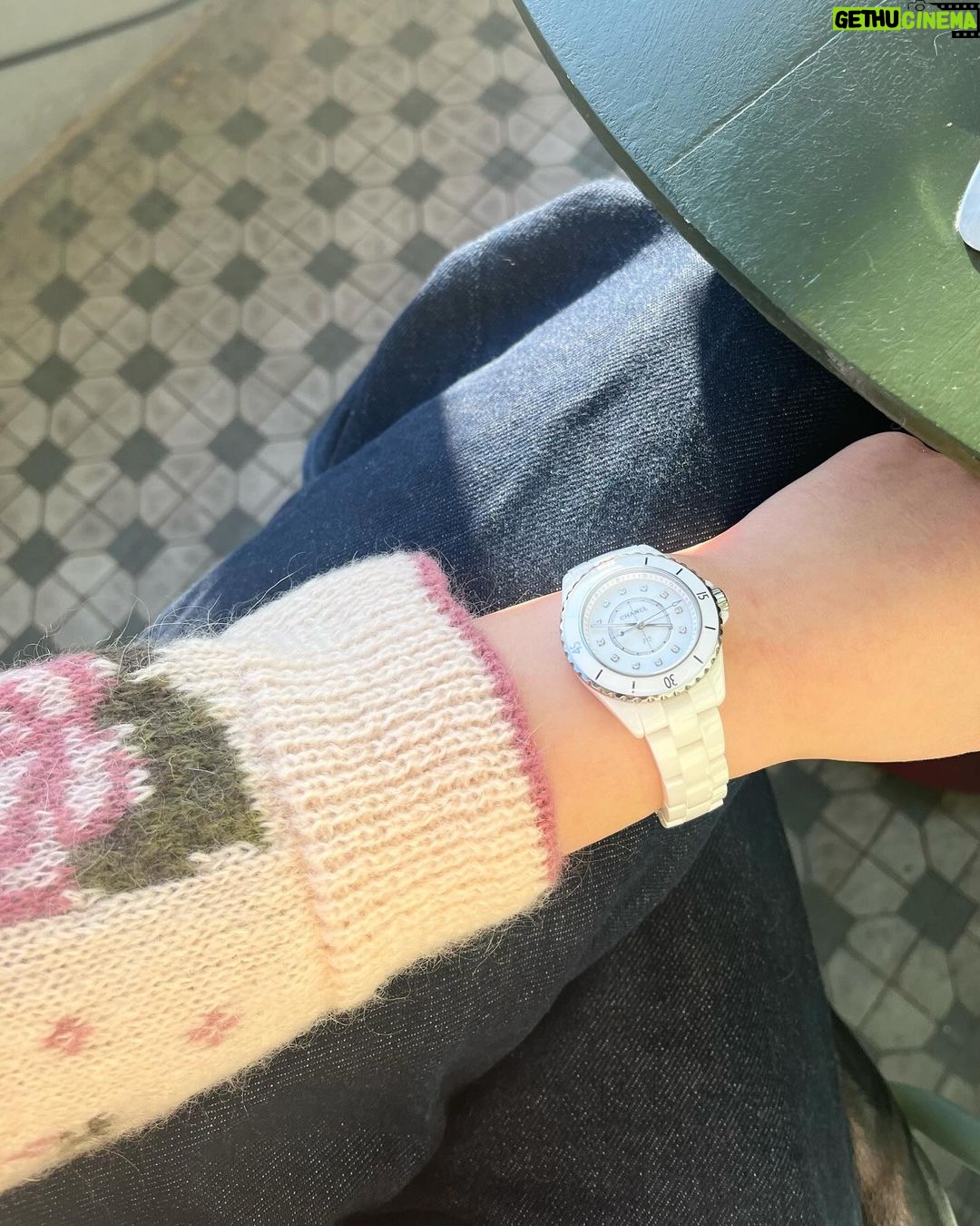 Kim So-hyun Instagram - 🌷 #CHANEL #J12 #CHANELWatches #Ad
