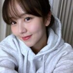 Kim So-hyun Instagram - 🍁