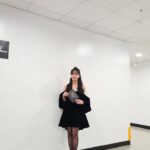 Kim So-hyun Instagram - 더팩트 뮤직 어워즈🖤 오랜만에 반갑고 즐거웠어요:)