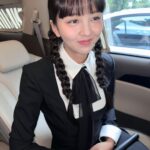 Kim So-hyun Instagram - 👧🏻✌🏻🪞🐢💨