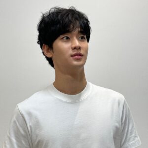 Kim Soo-hyun Instagram - 