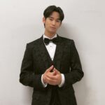 Kim Soo-hyun Instagram - #20210513 #백상예술대상 #사이코지만괜찮아 #ItsOkaytoNotBeOkay