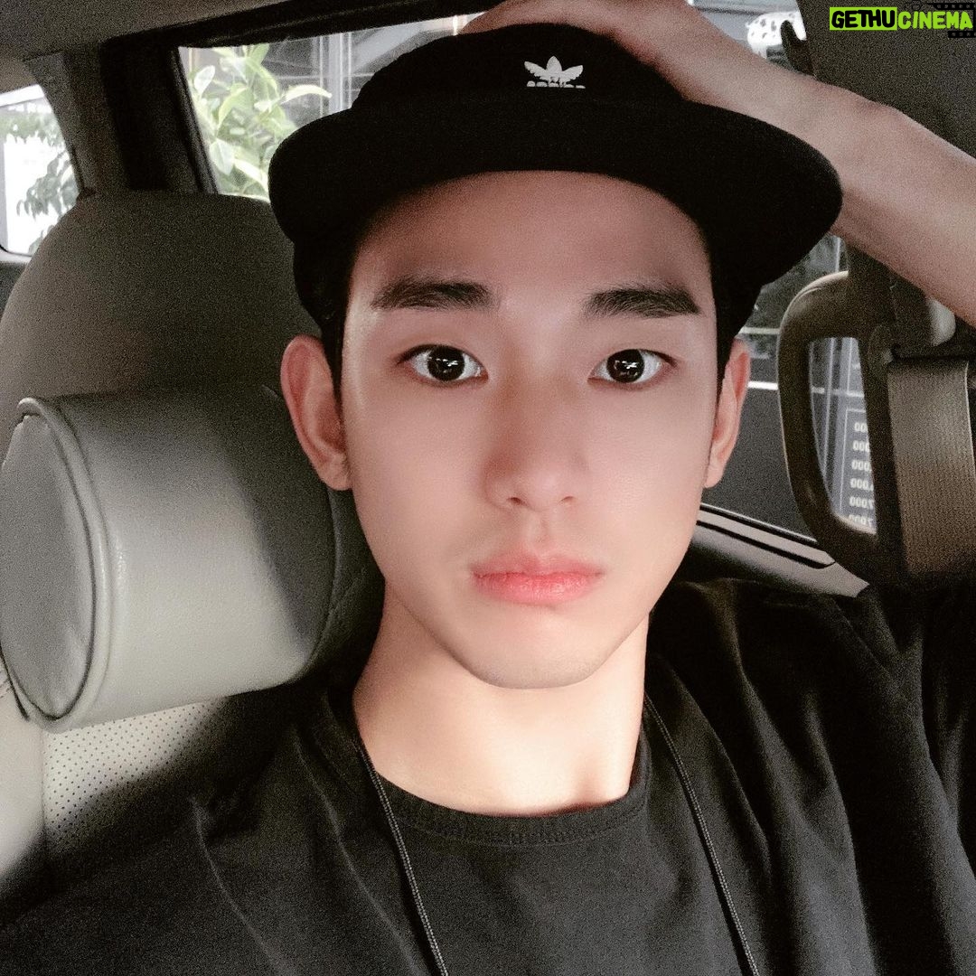 Kim Soo-hyun - 2 Million Likes -