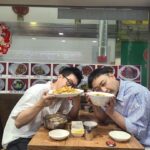 Kim Soo-yong Instagram - #비오는날 #짬뽕탕수육 #연인아님 #지석삼 과저녁