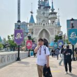 Kim Soo-yong Instagram - #롯데월드 #핫저씨