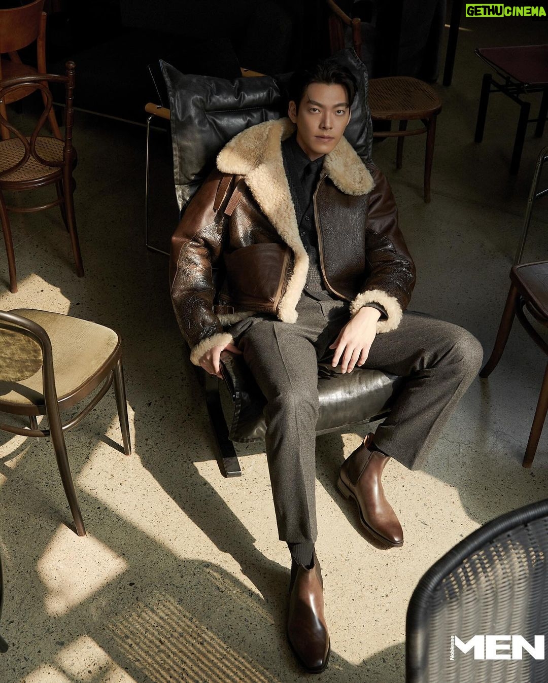 Kim Woo-bin Instagram - โ @ralphlauren ๐ #RalphLaurenPurpleLabel @mennoblesse_official โ Photographer @kimheejune Hair @aura_uzin Make up @๊น์ฑํ Stylist @hye_young_style Am ent. @chaelin_jwa @o_o_nomin RL @alwaysbeursunshine โ 