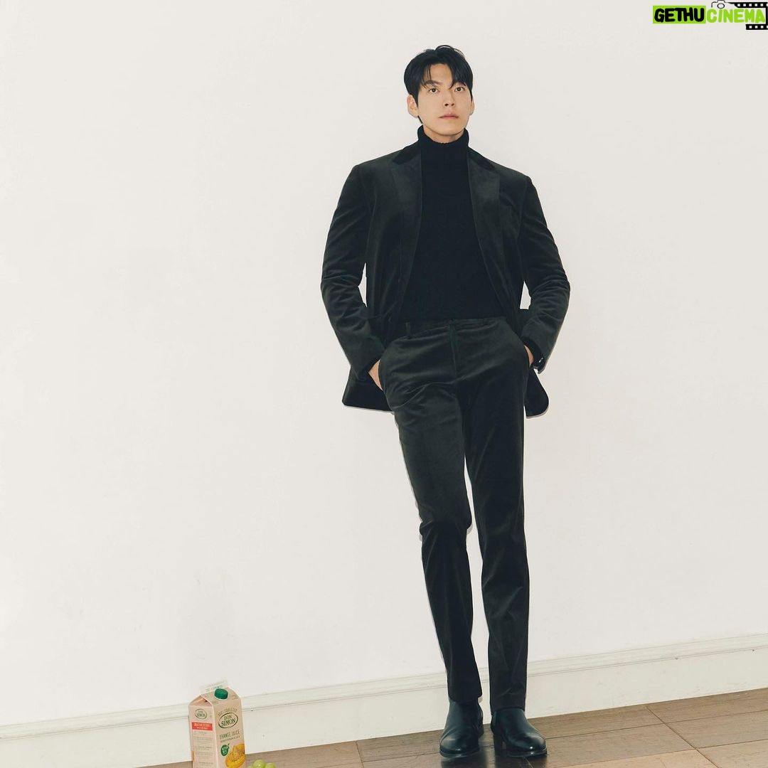 Kim Woo-bin Instagram - @fahrenheit.official ⚪️