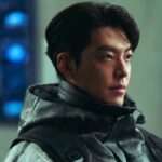Kim Woo-bin Instagram - 택배기사 D-1⚡️ @netflix @netflixkr #택배기사 #Blackknight
