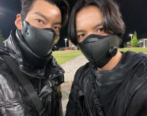 Kim Woo-bin Instagram - ◼️Black Knight. The best team ever!
⠀
4-1 이이담 @eedam_b 
3-3 이순원 @lee_soon_won 
1-3 허형규 @heo_hk 
2-4 배명진 @actorbmj 
4-2 유인혁 @yu.inhyuk 
5-2 장미관 @rosei_j 
8-9 유혁재 @jae.yoo88 
8-2 양정두 @yangjeongdoo 
7-3 한상길 @sangggggil_h 
6-3 조지안 @zozeeaan 
⠀