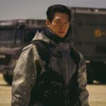 Kim Woo-bin Instagram - 택배기사 D-1⚡️ @netflix @netflixkr #택배기사 #Blackknight