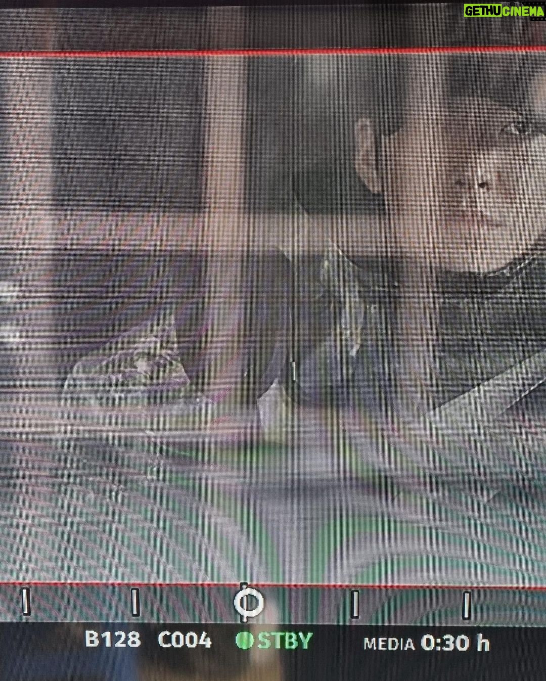 Kim Woo-bin Instagram - D-6 택배기사⚡️ @netflix @netflixkr #택배기사 #Blackknight