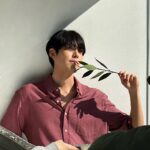 Kim Woo-bin Instagram - 🌿