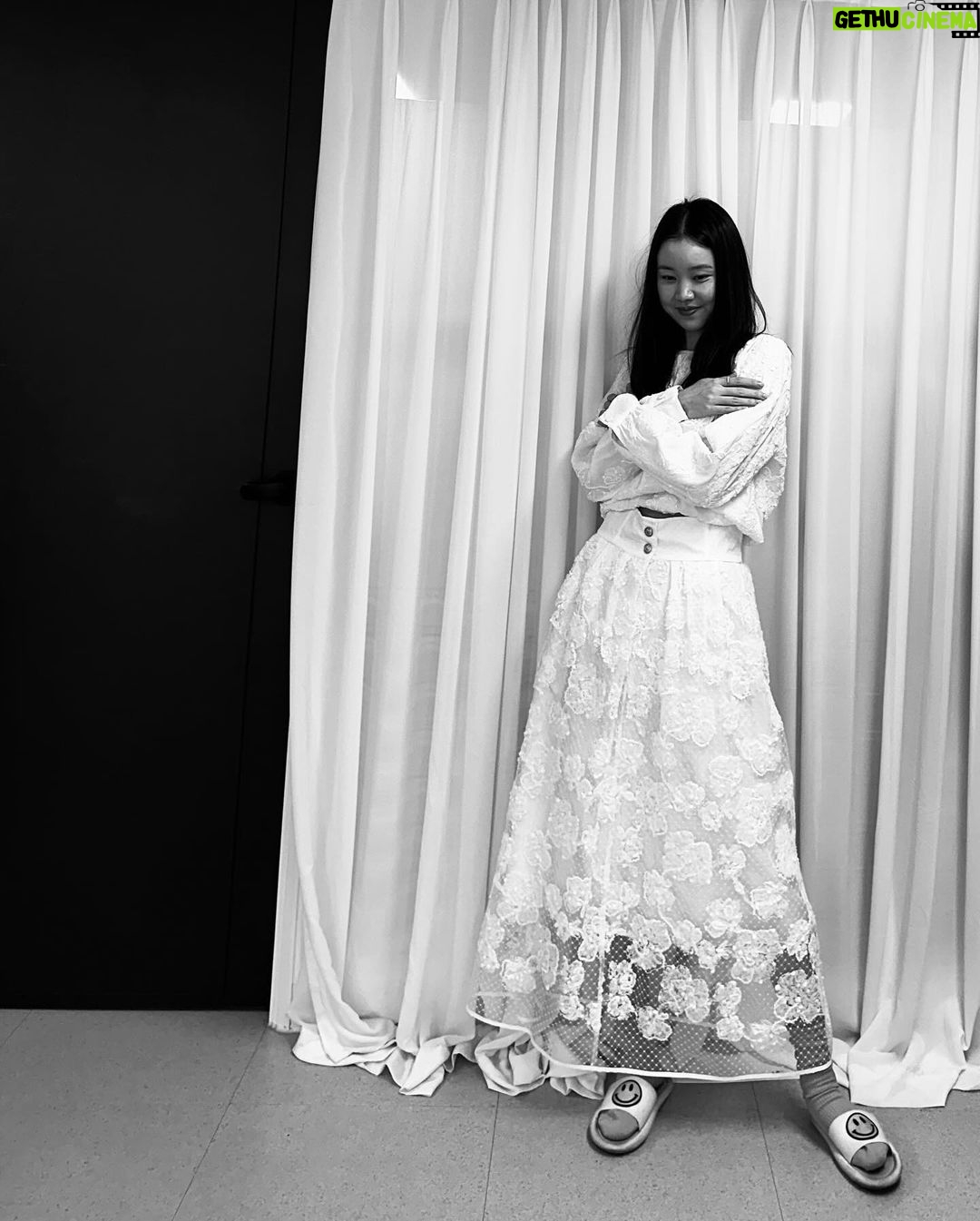 Kim Ye-won Instagram - μλ½ ~ βΊοΈπ μ€λλ λ΄νμ΄μ€λΆμ΄ λ±μ₯νμ§ λͺ¨μμβ¦,π«’ μ
μ±μ
μ±π€ 7, 8νκ° ν¨κ» 곡κ°λμ΅λλ€. μ§κΈ ν°λΉμμ ν¨κ» ν΄μ£ΌμΈμ μ¬λ¬λΆ :)! π§Άπ #ν°λΉμ€λ¦¬μ§λ #νμΉμ°μ 3 π«Άπ» @tving.official β¨β¨